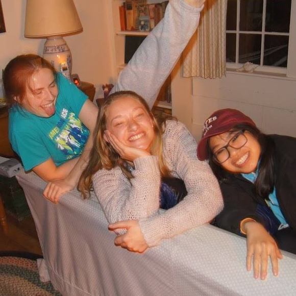 Meet your Posher, Ashley - Picture 1 of 1